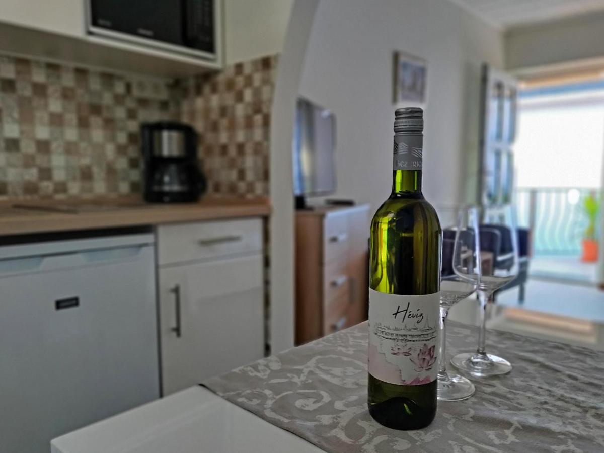 Szecsenyi Apartman Hévíz Exterior foto