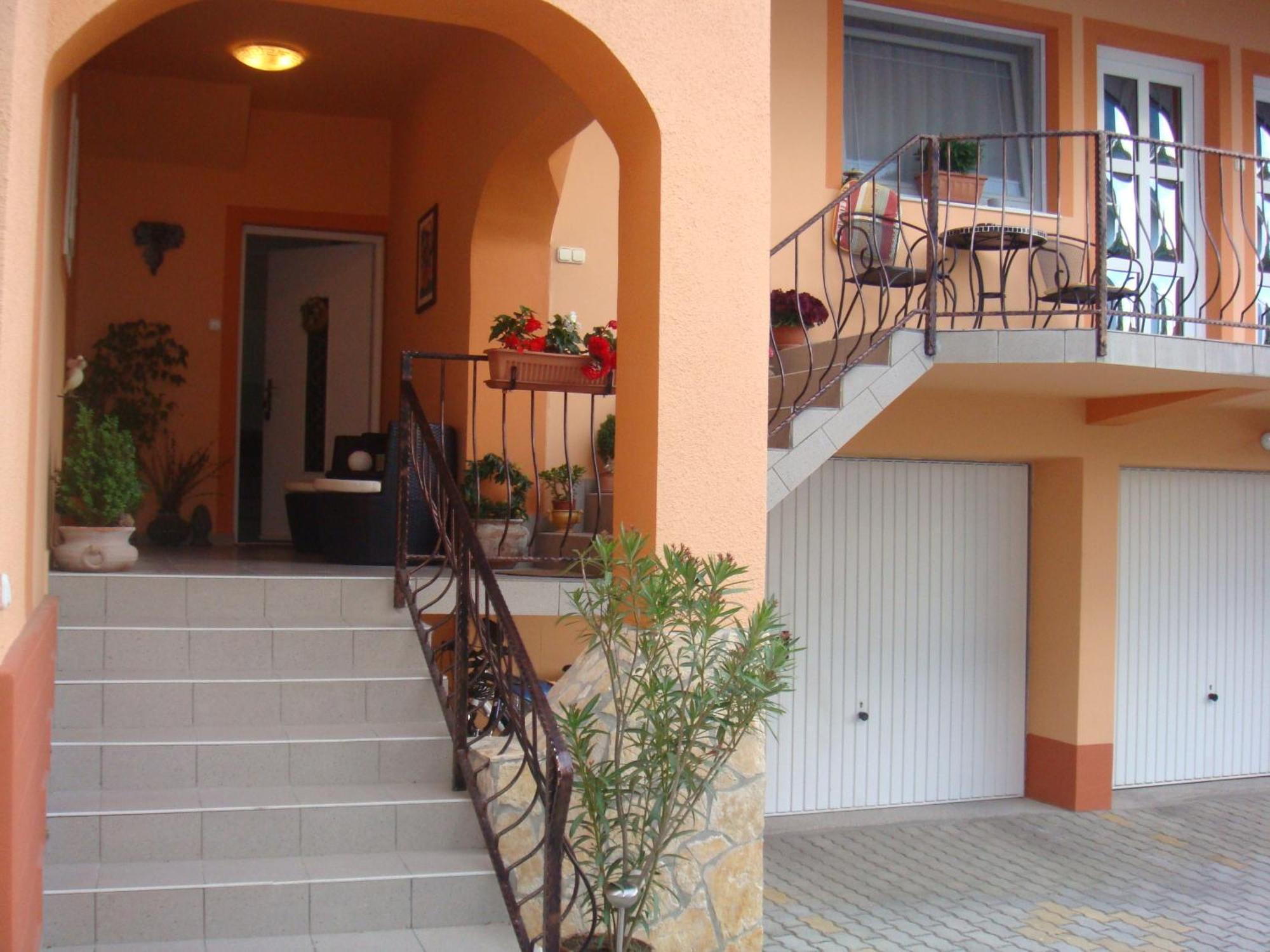 Szecsenyi Apartman Hévíz Exterior foto