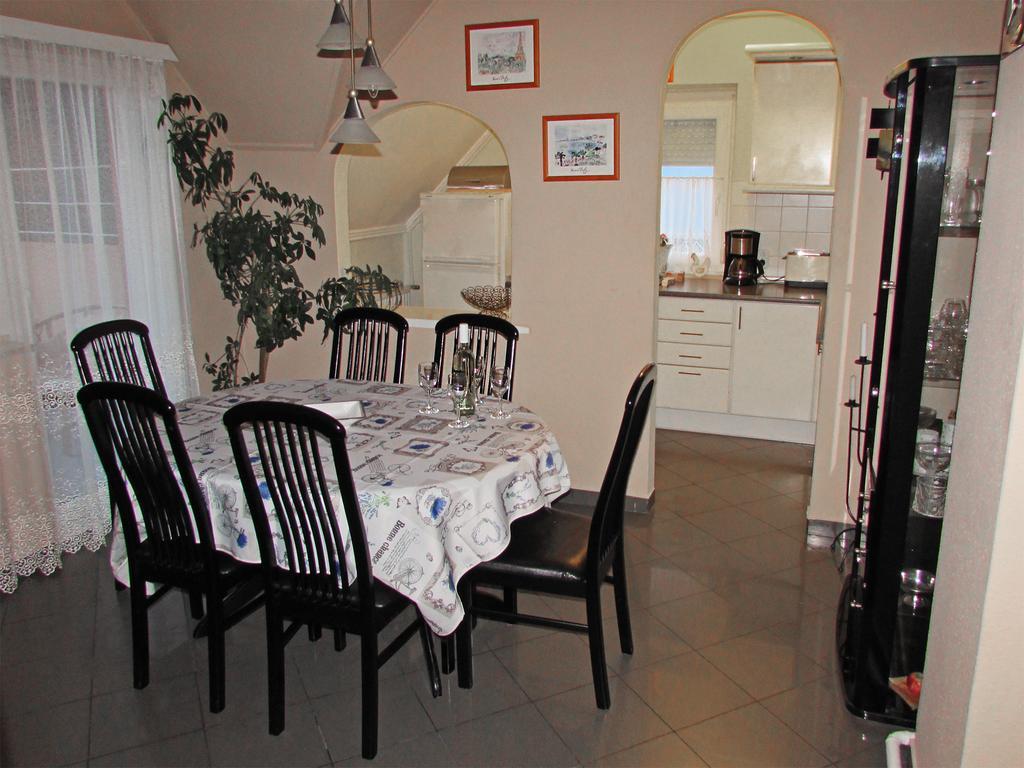 Szecsenyi Apartman Hévíz Exterior foto