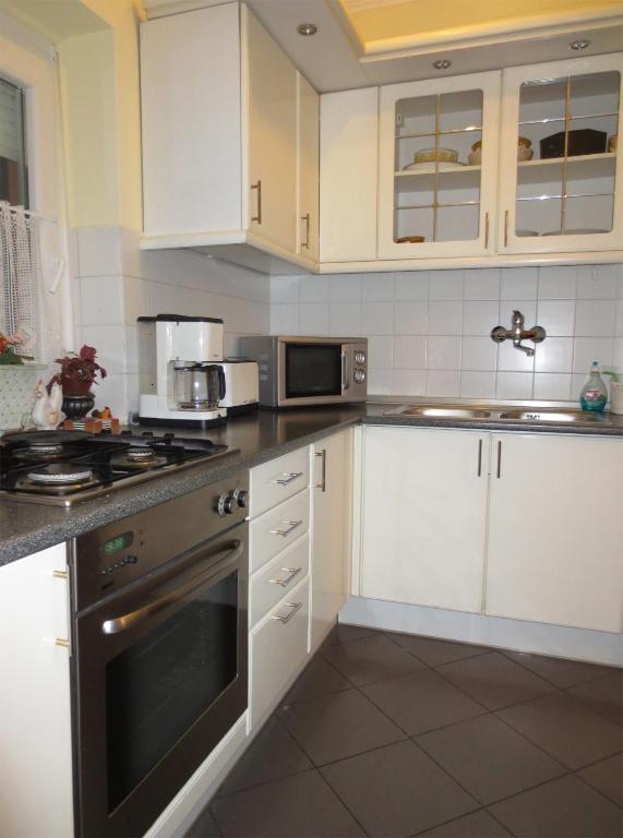 Szecsenyi Apartman Hévíz Exterior foto